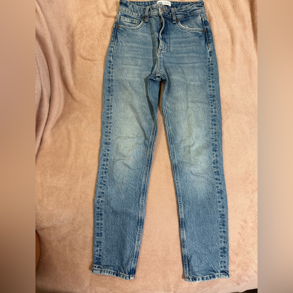 Zara Women's Light Blue Skinny Jeans